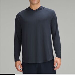 Lululemon men’s license to train hoodie